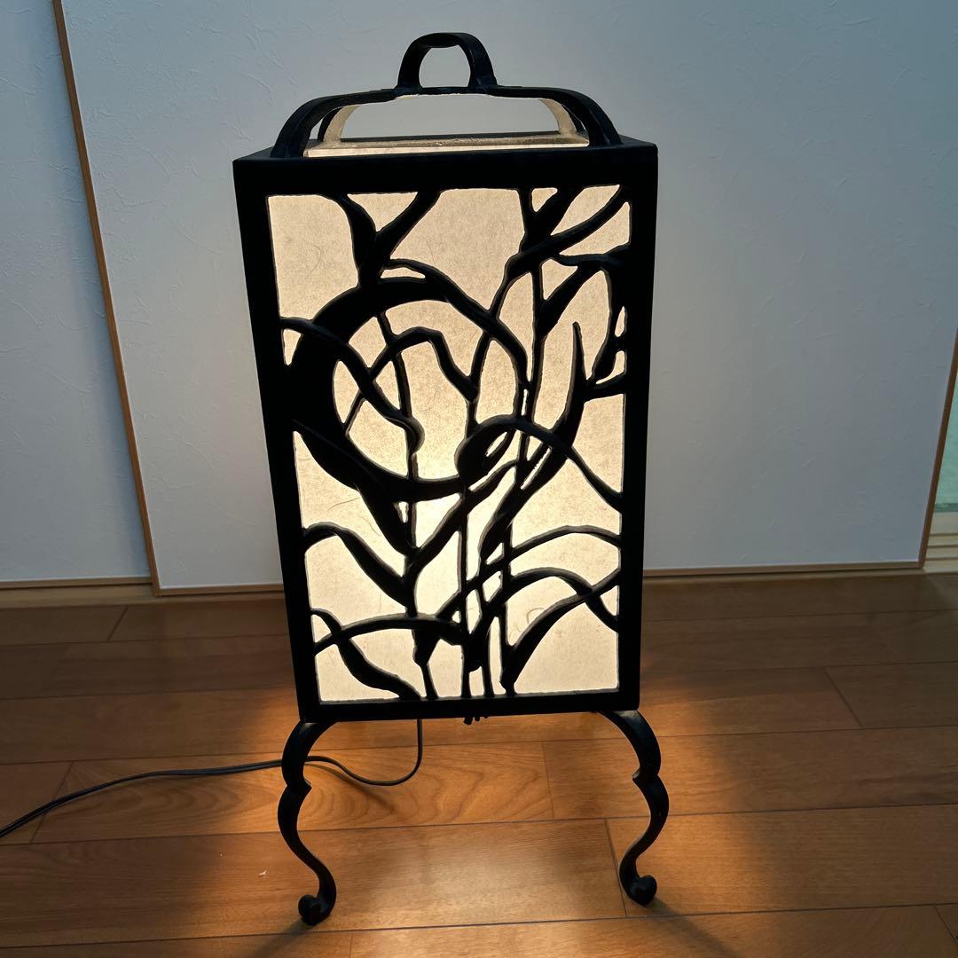 ブラックメタル和柄スタンドランプ