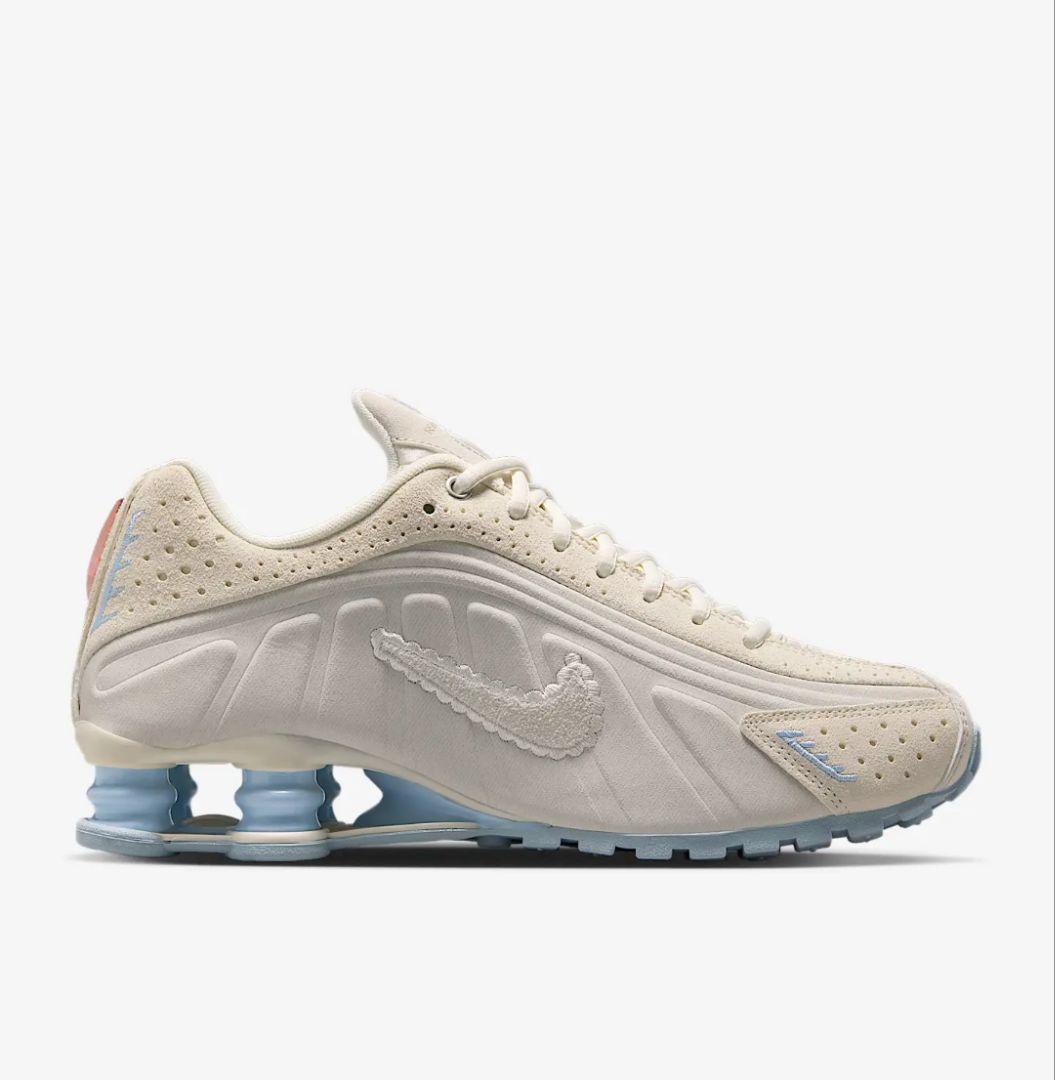 Nike Women's Shox R4 SE ナイキ ショックス R4 SE