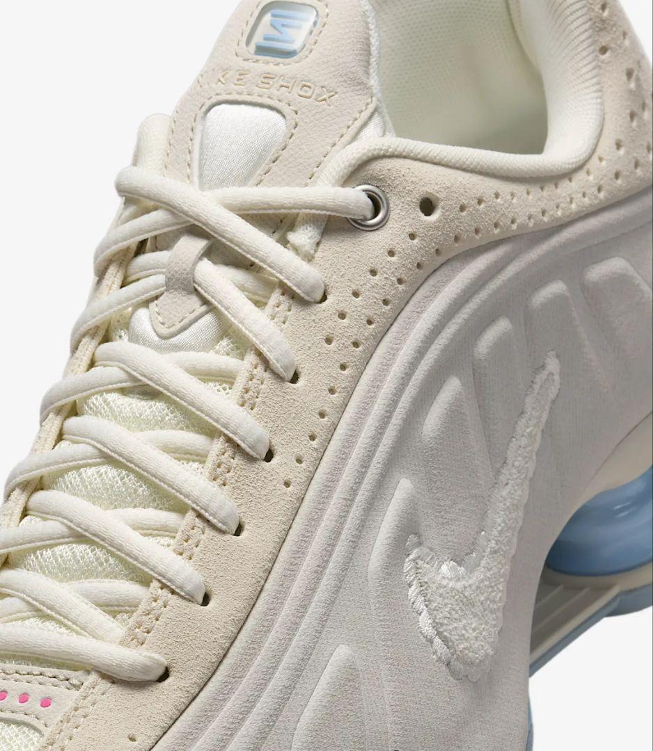 Nike Women's Shox R4 SE ナイキ ショックス R4 SE