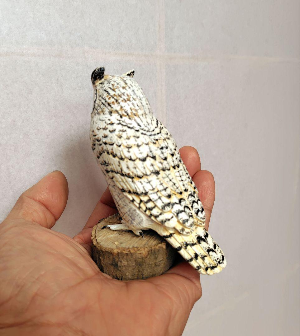 小さなバードカービング シベリアワシミミズク 野鳥 木彫り 梟