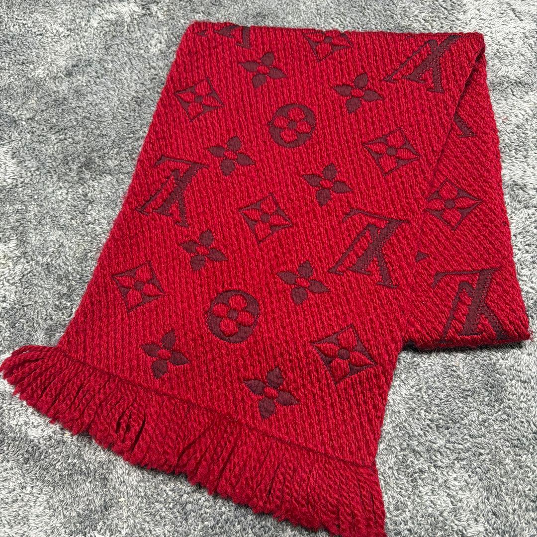 ルイヴィトン マフラー 赤