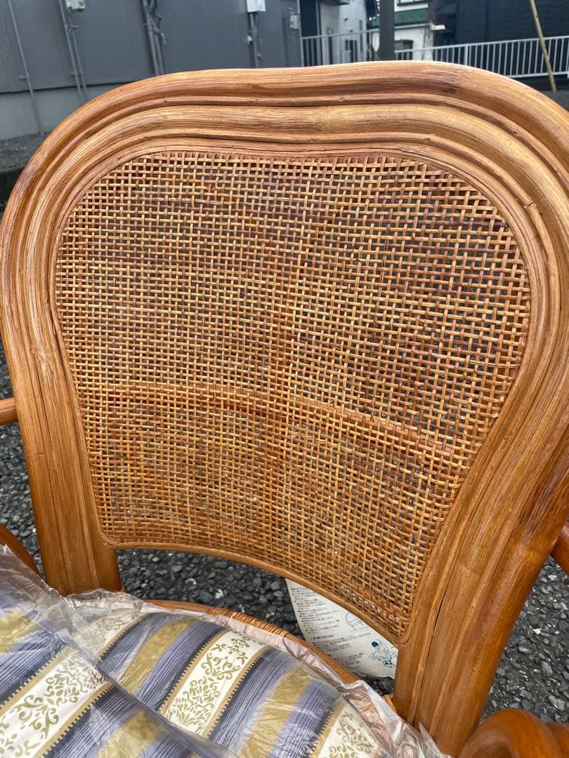 新品　光製作所 籐 ラタン 回転椅子 回転式座椅子 肘掛け ラタンチェア