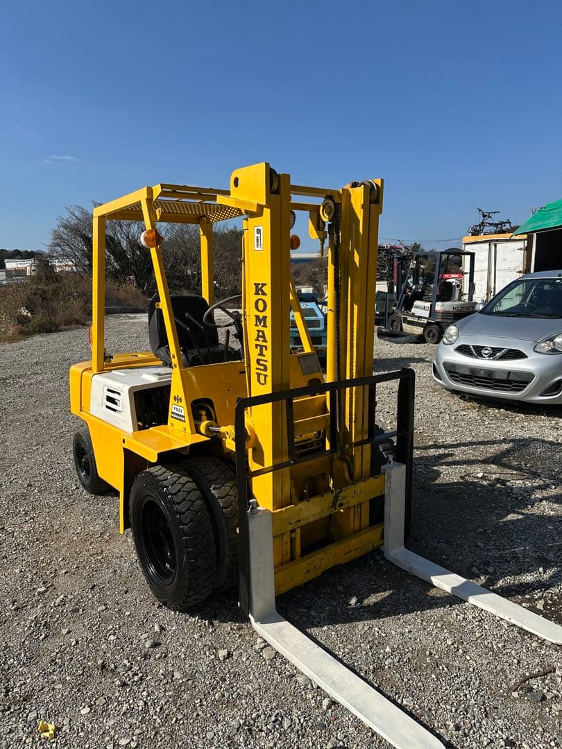 コマツ フォークリフト FD23-7デイーゼル