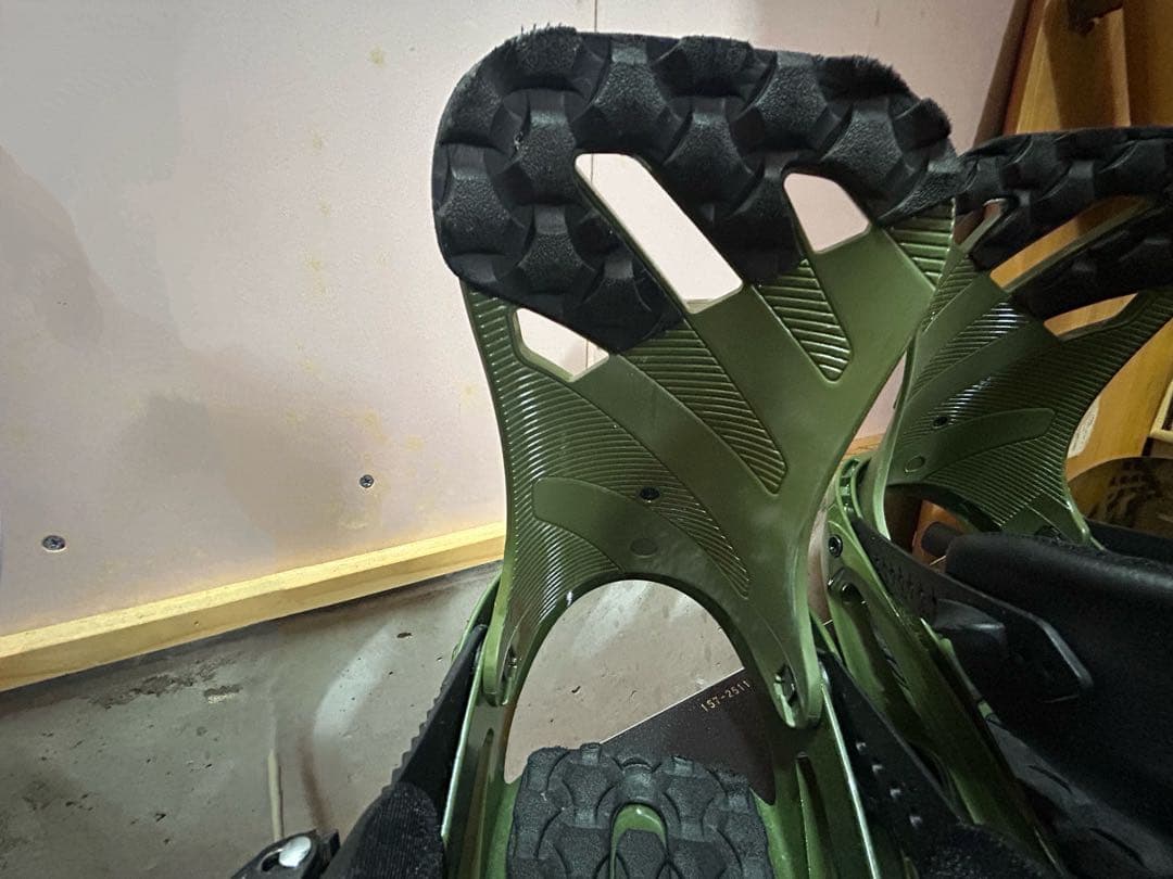 Salomon rhythm サイズＬ　オリーブグリーン