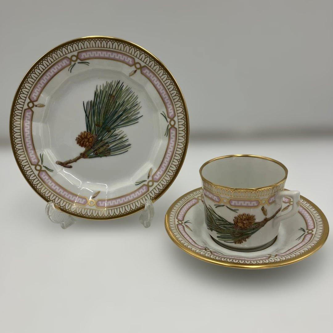 【希少】 ロイヤルコペンハーゲン　 キリン10周年記念 『フローラ ヤポニカ』