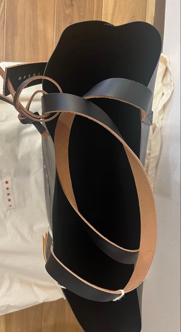 限定お値引き【新品未使用】MARNI　トートバッグ　ブラック