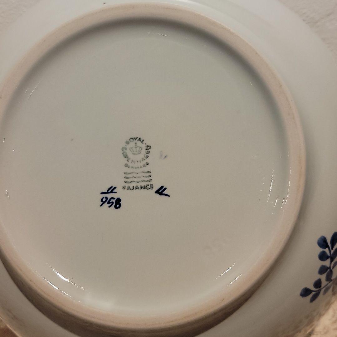 ロイヤルコペンハーゲン　大きなボウル２６、４㎝×高さ１０㎝