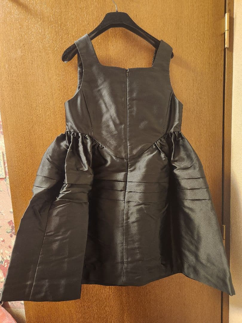 SHUSHU/TONG♡サテン ブラック ノースリーブ ワンピース