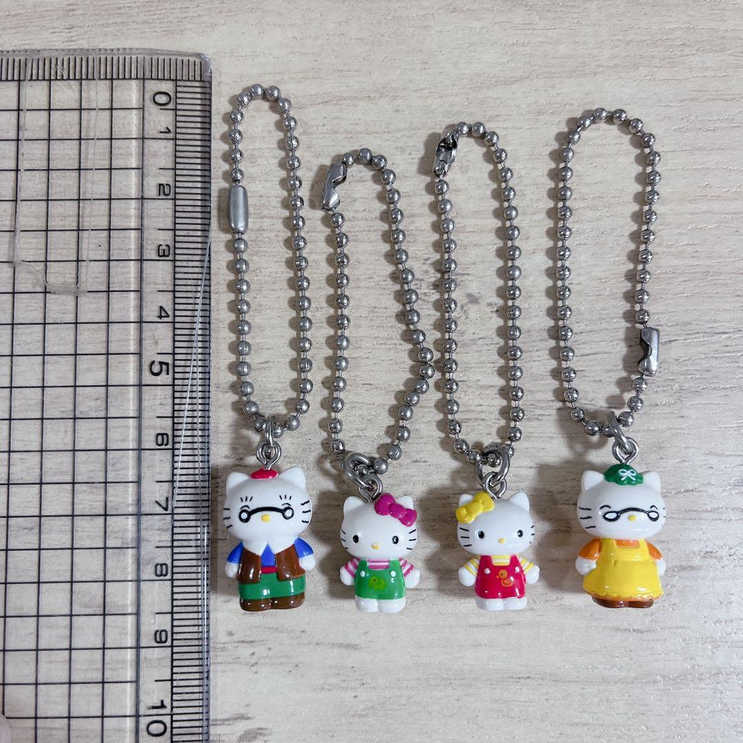 ハローキティ　ストラップ　キーホルダー　コレクターズマスコット　23個まとめ売り