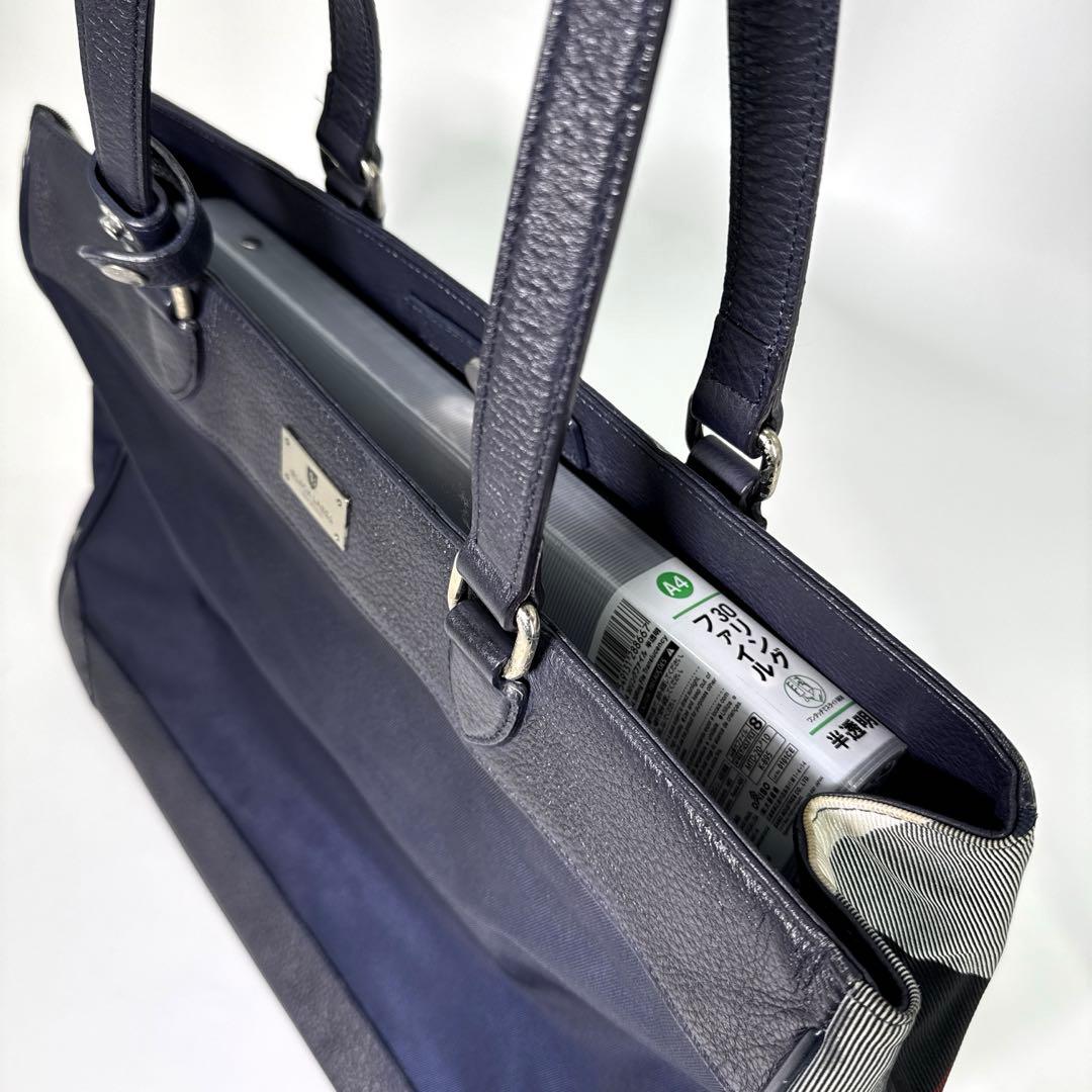 ブラックレーベルクレストブリッジ トートバッグ ノバチェック A4可 金具