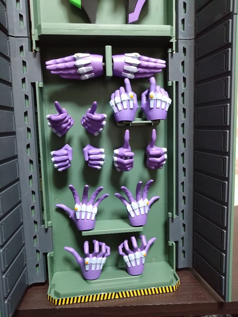 デアゴスティーニ　エヴァンゲリオン初号機をつくる　全巻組み立て済み完成品