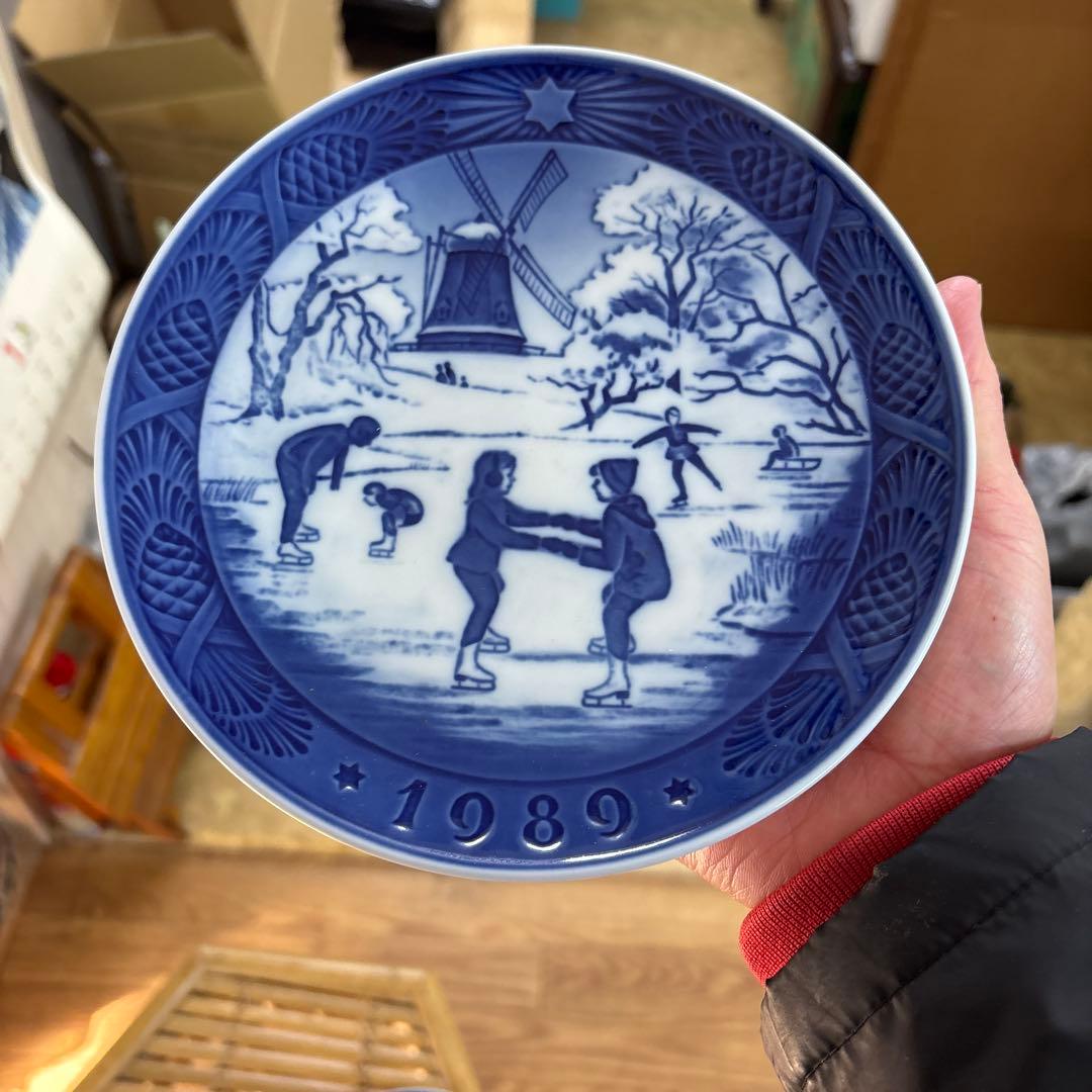 ロイヤルコペンハーゲン イヤープレート 2枚セット 1999年＆1989年セット