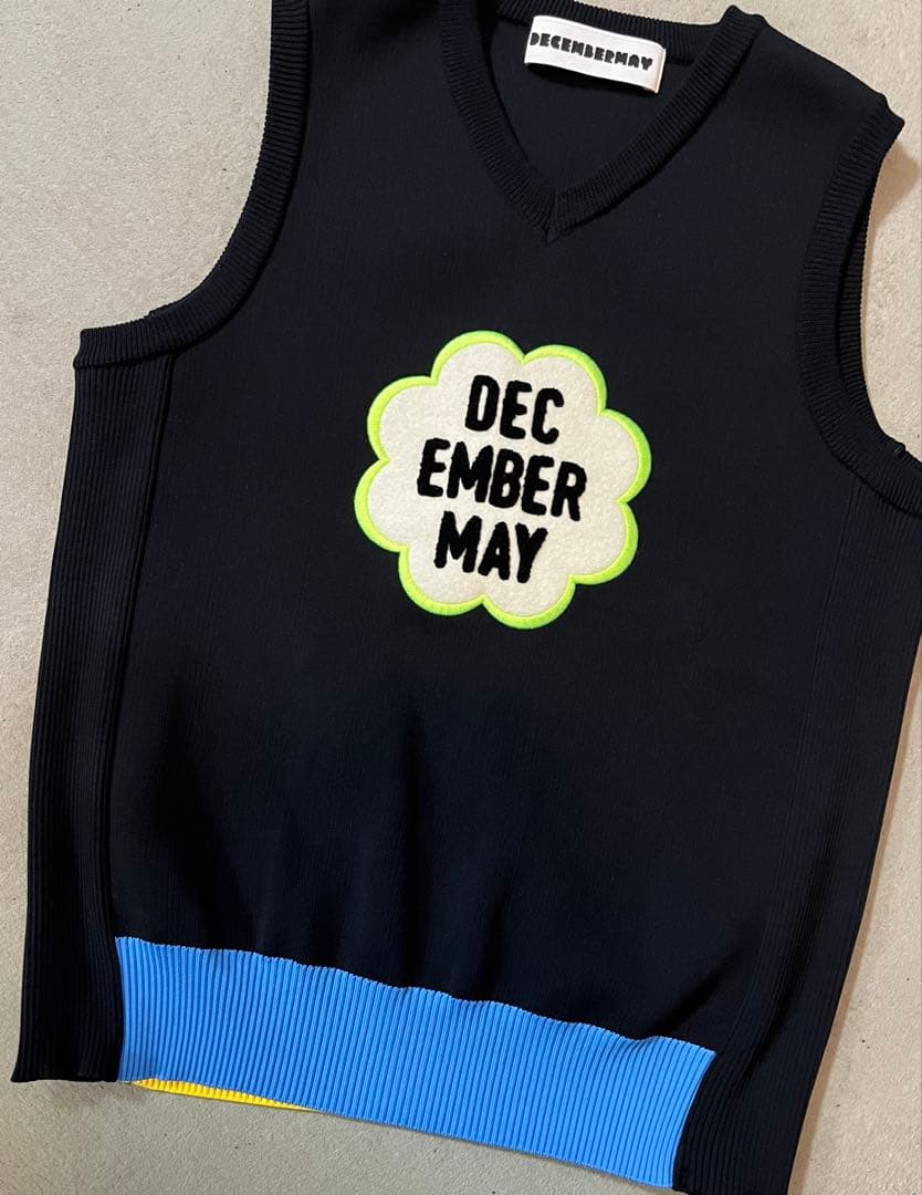 ディセンバーメイ　 DECEMBERMAY ベスト　ブラック　S