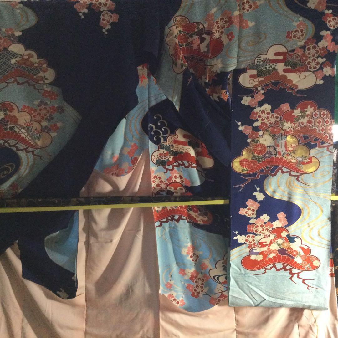 振袖最高級です。NO198・たくさんの方々よりのいいねがはいります、値引してみて