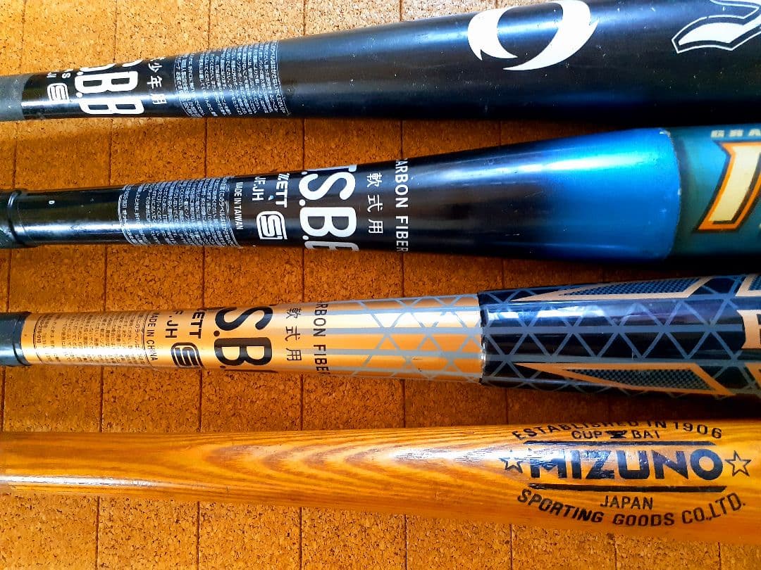 野球バット４本セット♪ ブラックキャノンZ他 ZETT イグニオ ミズノ 軟式