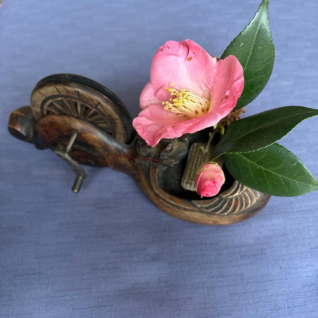 木製の古い墨壺