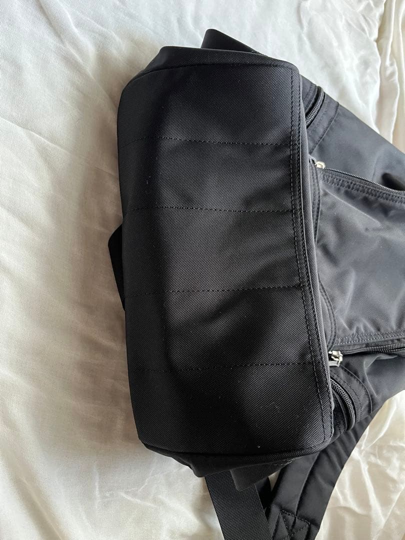 【美品】marimekko Metro バックパック ブラック