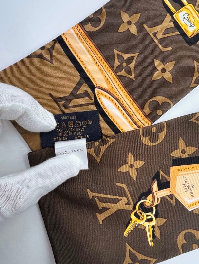 LOUIS VUITTON　スカーフ　ブラウン　モノグラム　ルイヴィトン