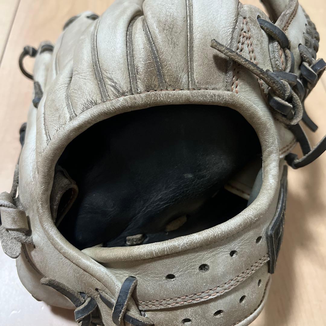 【ZETT 】内野手用右投げ　硬式グローブ