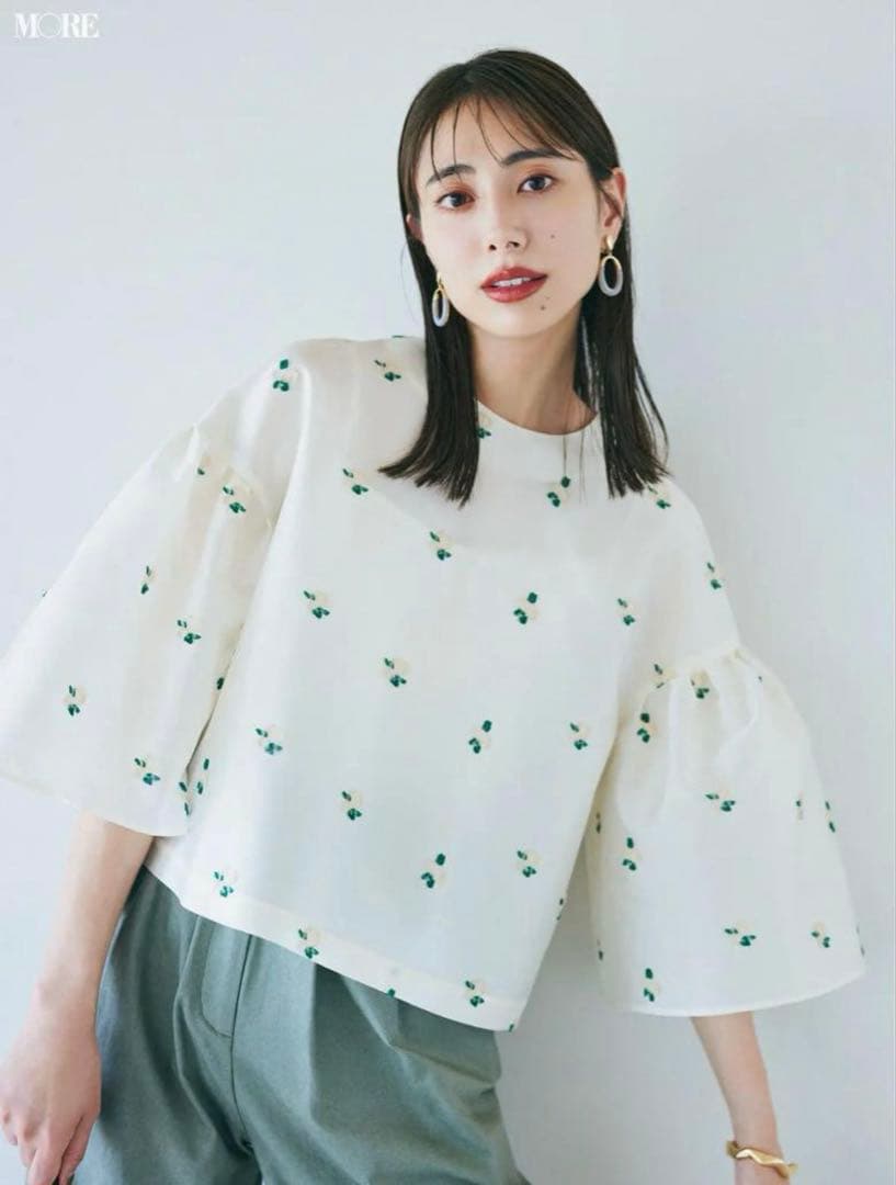 新品✨ CADUNE　カデュネ　フラワージャガードブラウス　ホワイト　Mサイズ