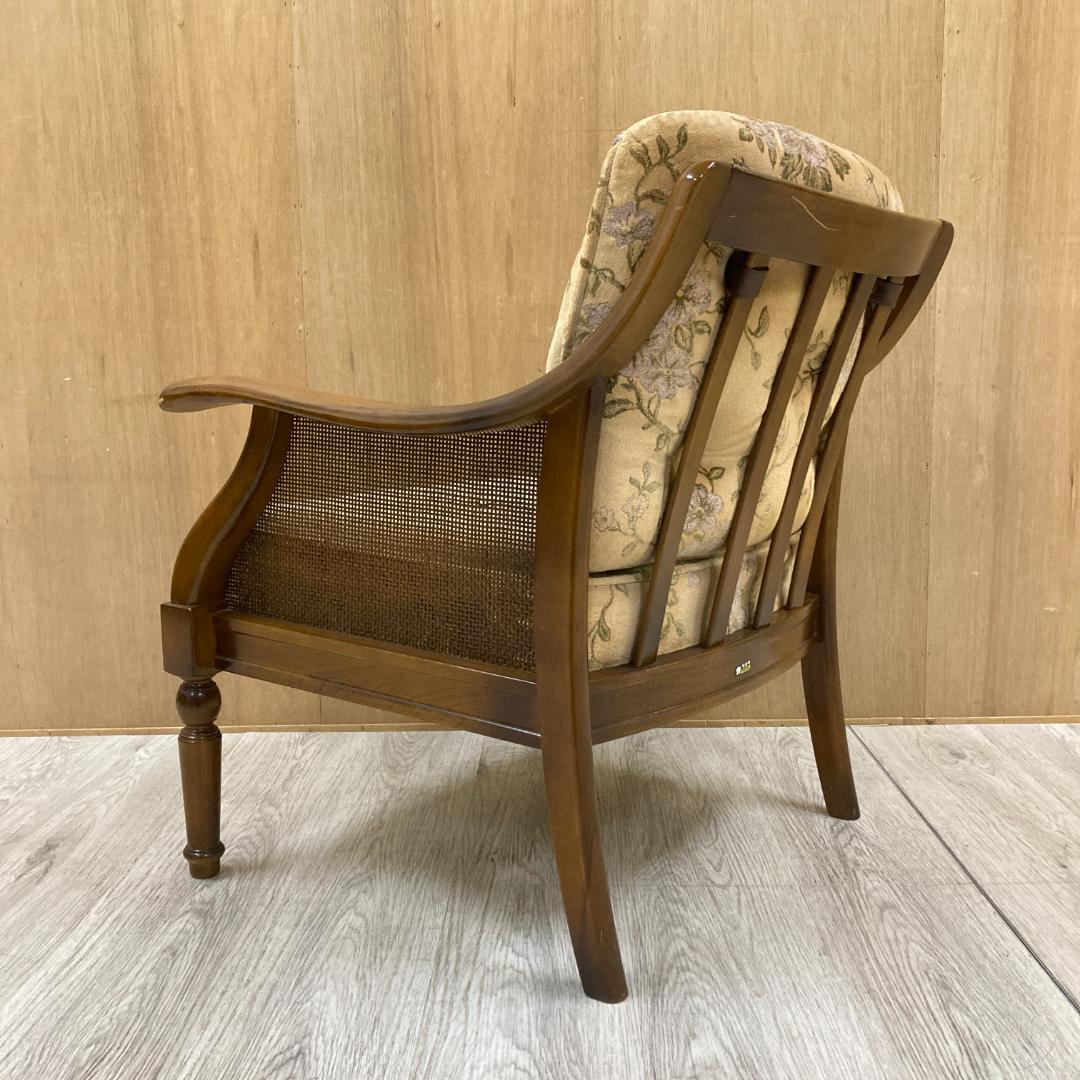 【カリモク】オールド　コロニアル アームチェア　1人掛けソファ 椅子 ①