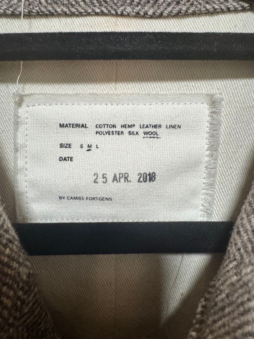 Camiel Fortgensカミエル・フォートヘンス2018 コート