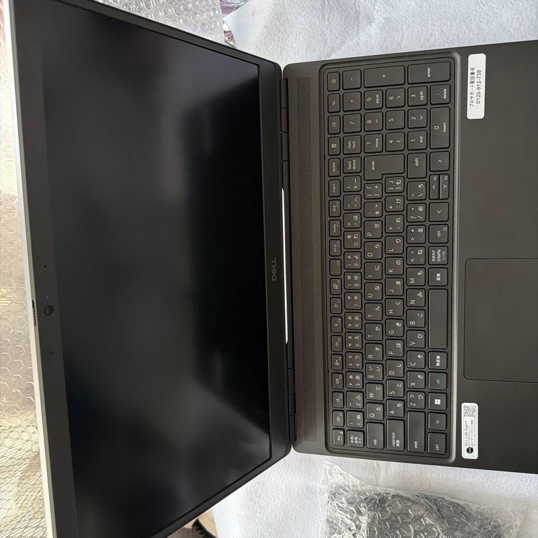Windowsノート本体 DELL Pre7560 Core i9 32G/512G win 11pro