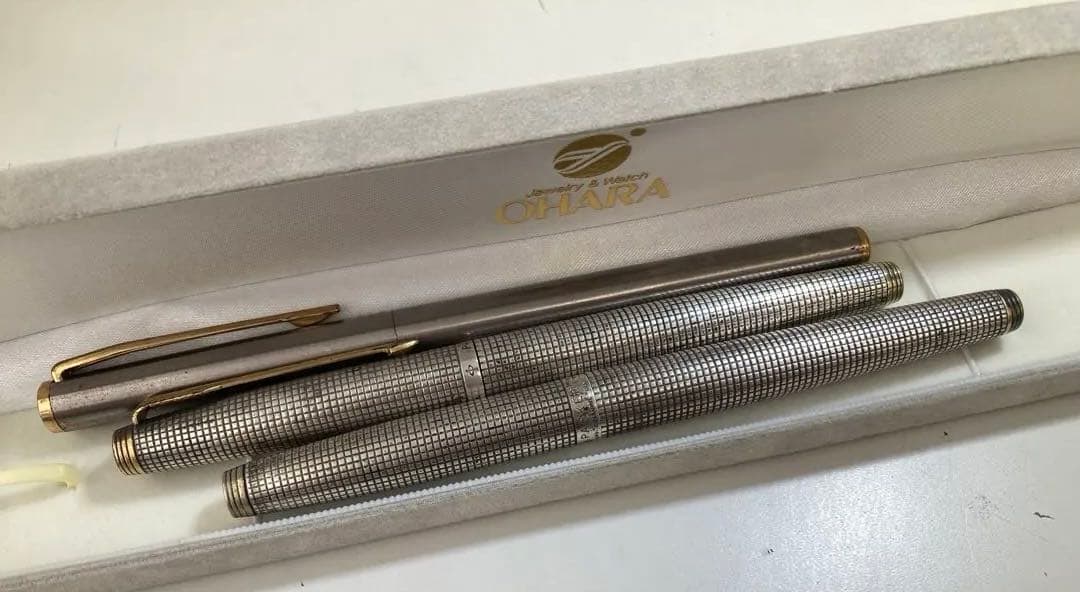 MONTBLANC 万年筆 シルバー・ゴールド 専用ケース付き　パーカー✖︎2本
