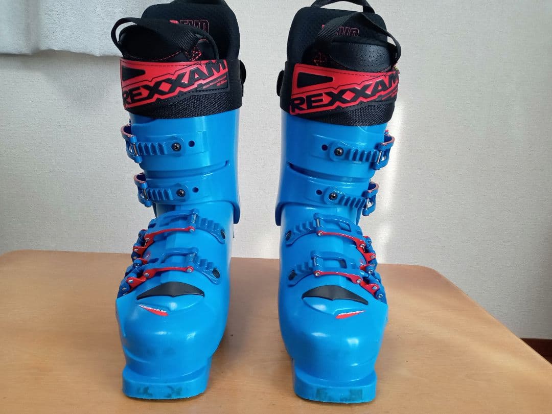 REXXAM REVO 110S 左足甲シェル出し済