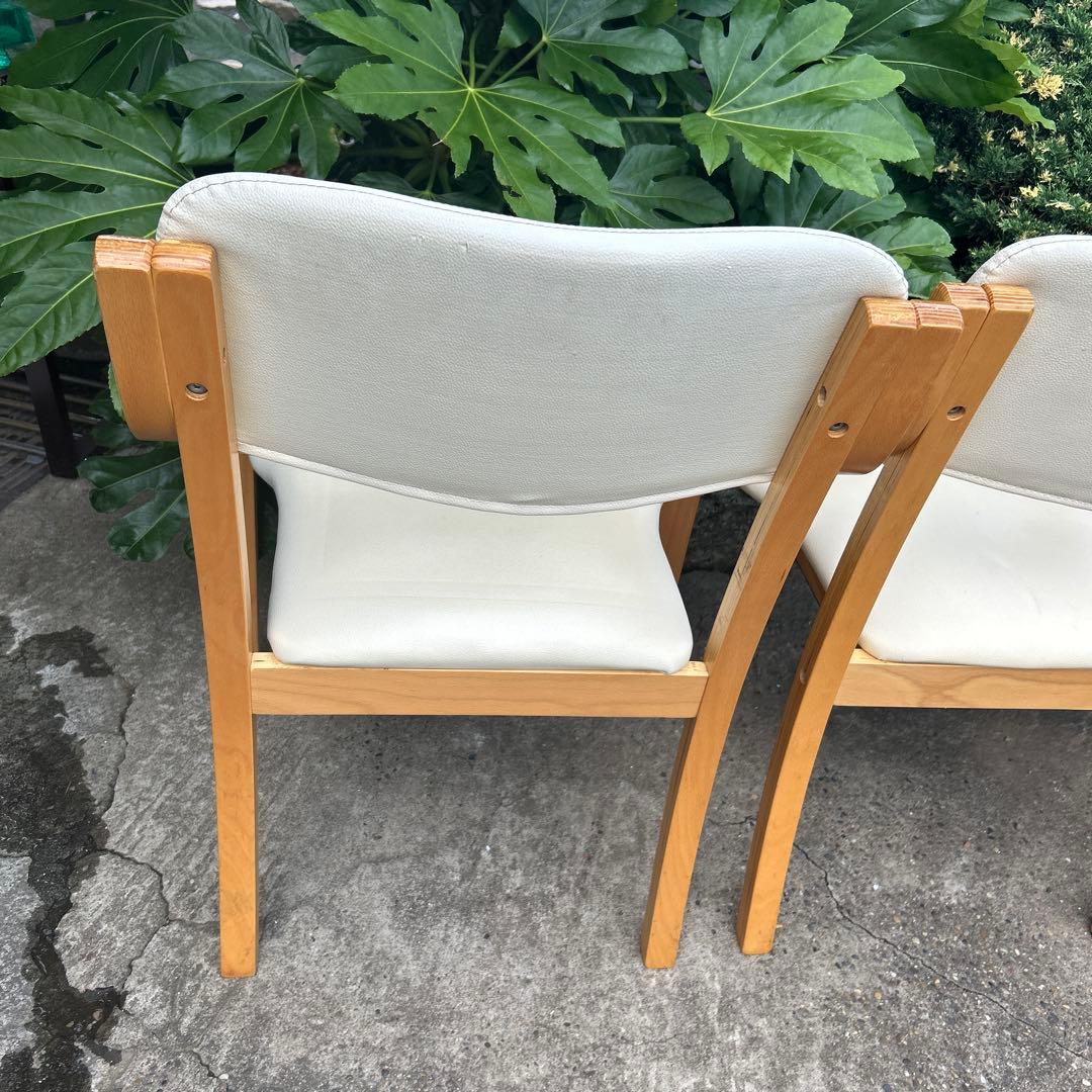 介護施設用イス 肘付き 立ち座りサポートチェア