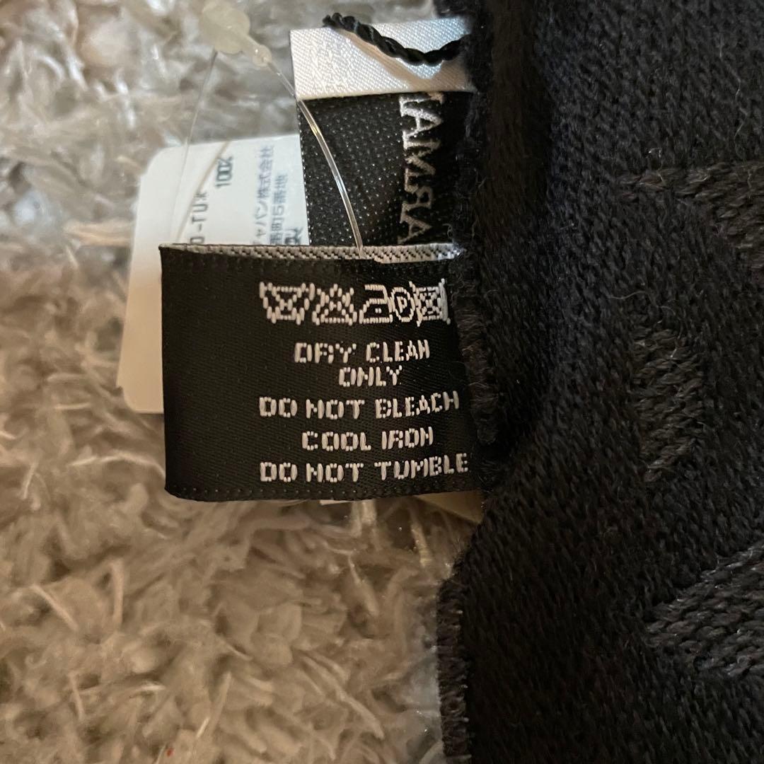 新品、タグ箱付【イタリア製】GIORGIO ARMANI マフラー　ストール