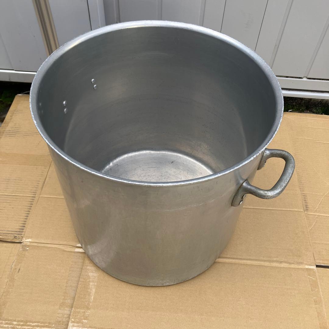 業務用　大型アルミニウム製寸胴鍋　大容量　両手取っ手付き　内径約48㎝　材分厚い
