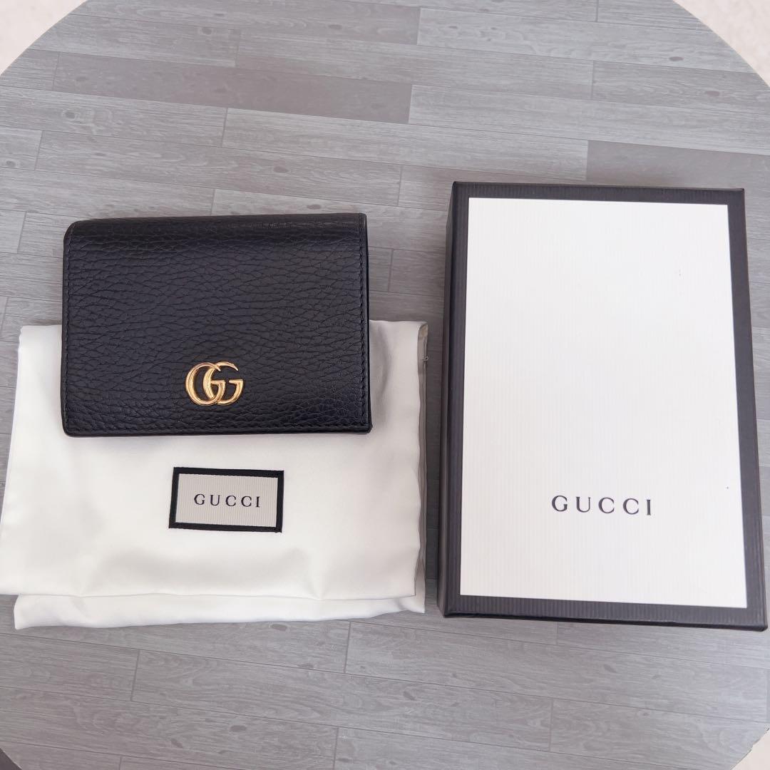 GUCCI ブラック 二つ折り財布　マーモント　黒　グッチ