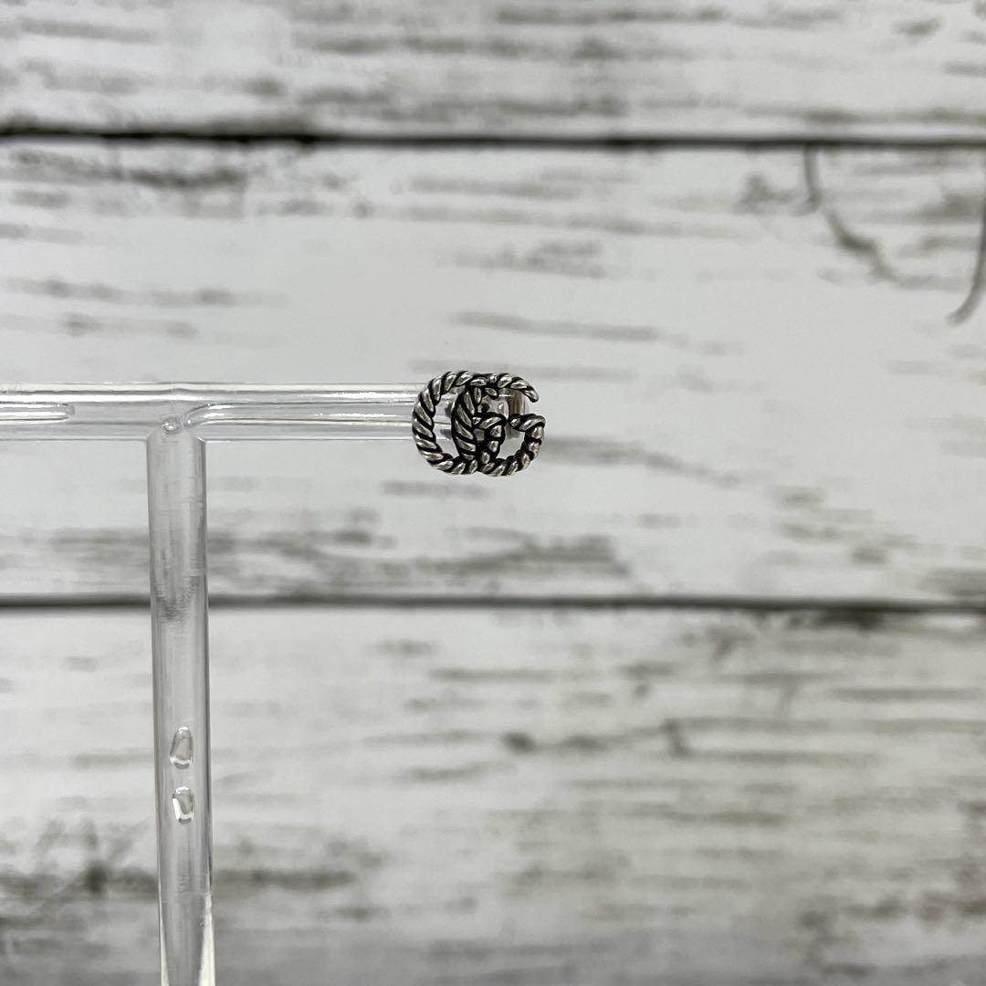 【極美品】グッチ　マーモントGG ツイストピアス片耳　アラベスク　925