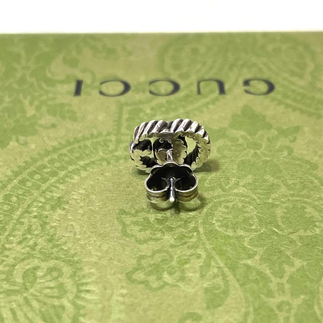 【極美品】グッチ　マーモントGG ツイストピアス片耳　アラベスク　925