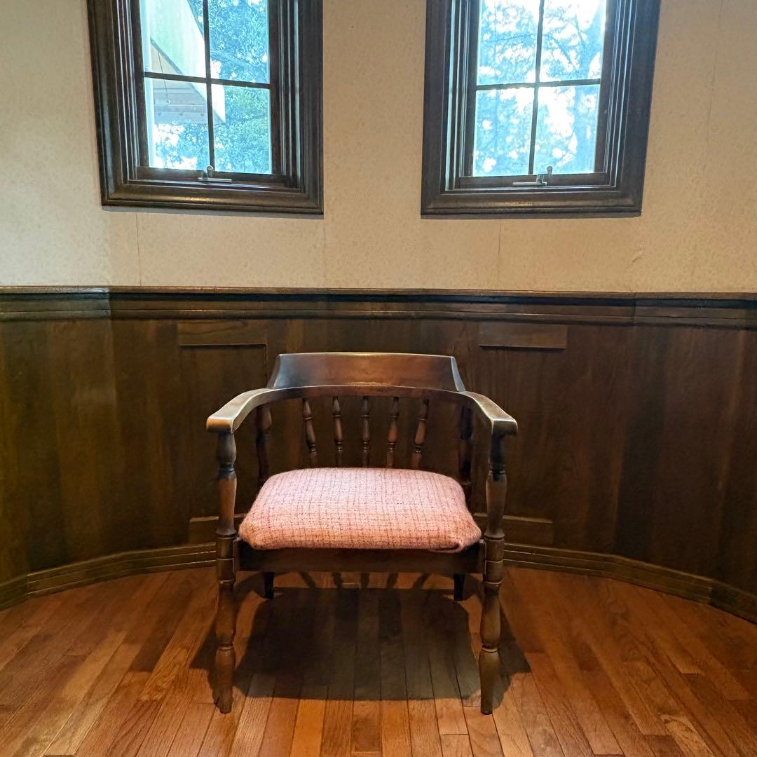 オールドカリモク　貴重なアールデザイン　コロニアルチェア　マリン