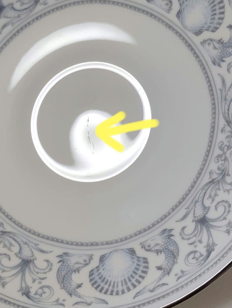 ウェッジウッド　ドルフィンホワイト　希少　ティーポットとカップ＆ソーサー　1客