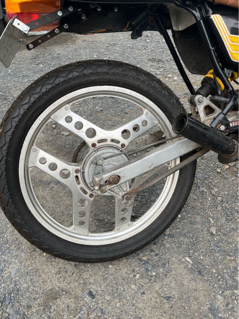 エイプ50 cbx仕様　18インチコムスター ape 50