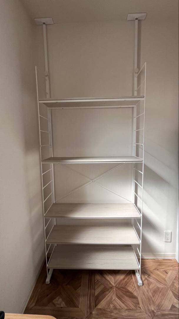 ニトリ　突っ張り壁面収納Nポルダ幅80cm ホワイトウォッシュ