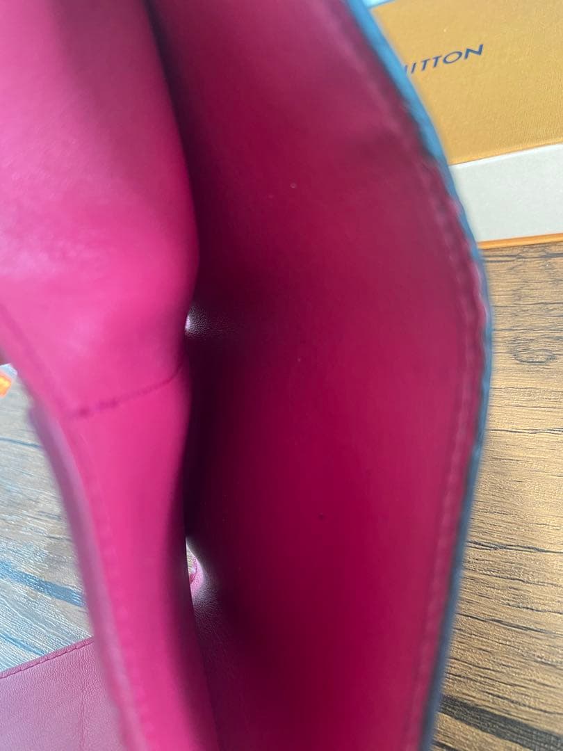 LOUIS VUITTON ルイヴィトン ポルトフォイユ カプシーヌ 財布