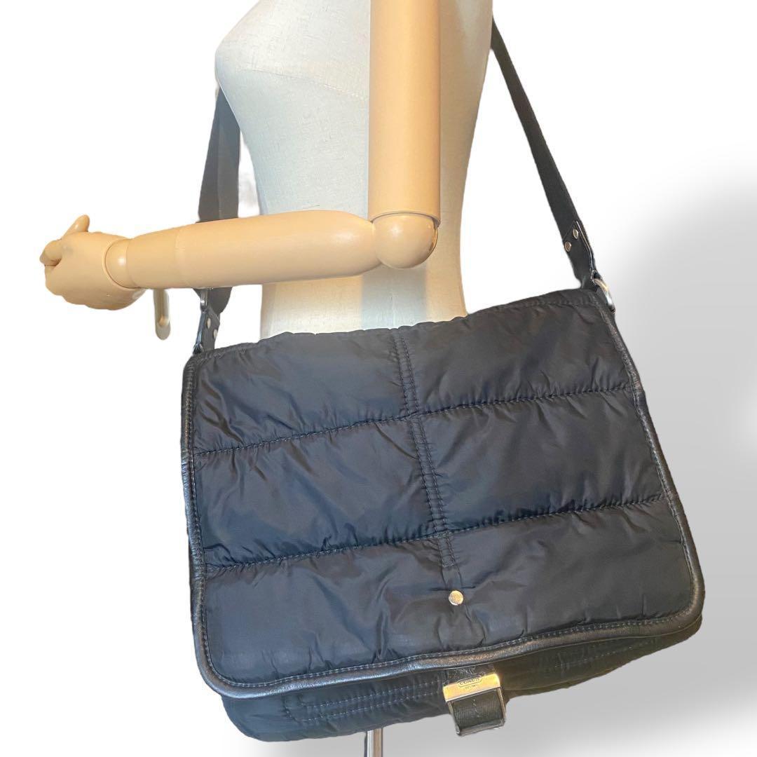 美品 COACH コーチ ショルダーバッグ キルテッドメッセンジャー ブラック