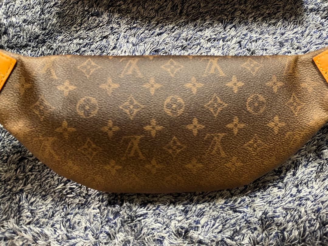 LOUIS VUITTON ルイヴィトン バムバッグ
