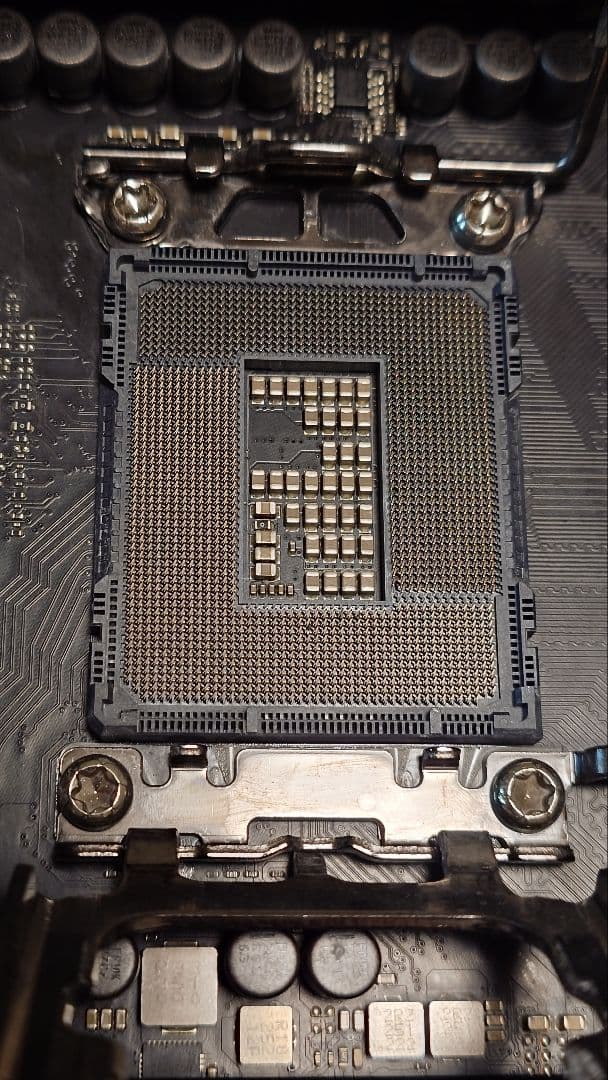 ROG MAXIMUS Z790 HERO ゲーミングマザーボード