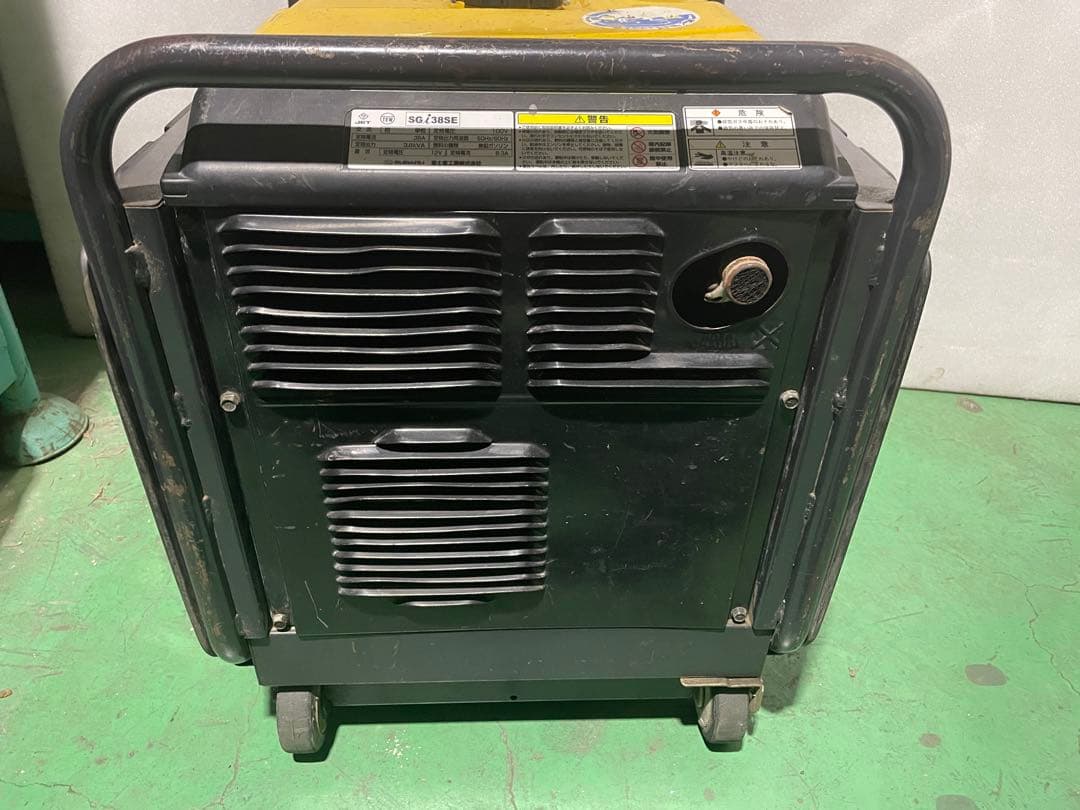 SGi38SE インバーター発電機 スバル 富士重工