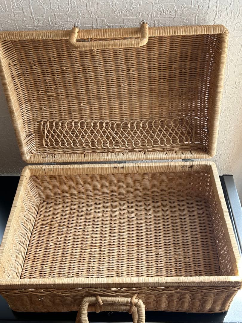 アンティーク　籐編みバスケット　カゴ　かご　パニエ　古道具　ビンテージ　トランク