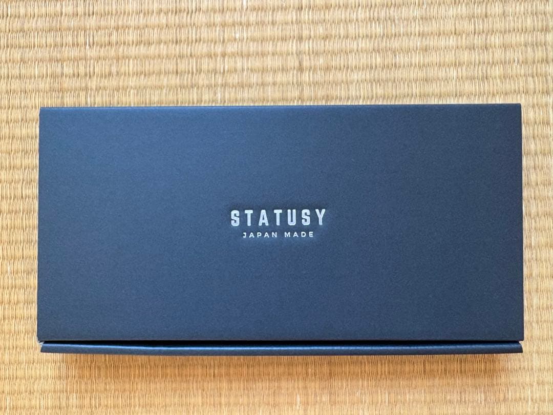 超薄型財布　il modo air STATUSY グレー