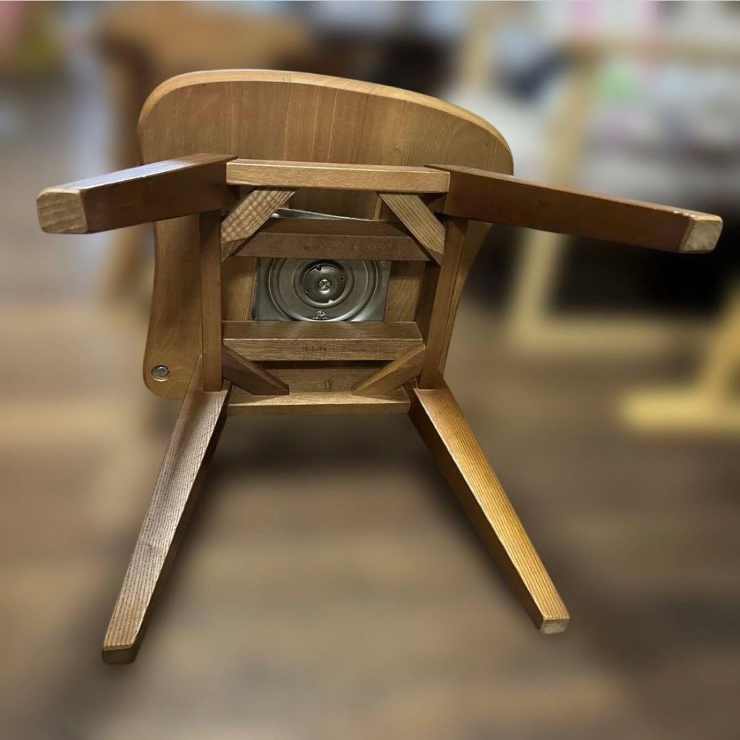 飛騨　らくよう　回転椅子①