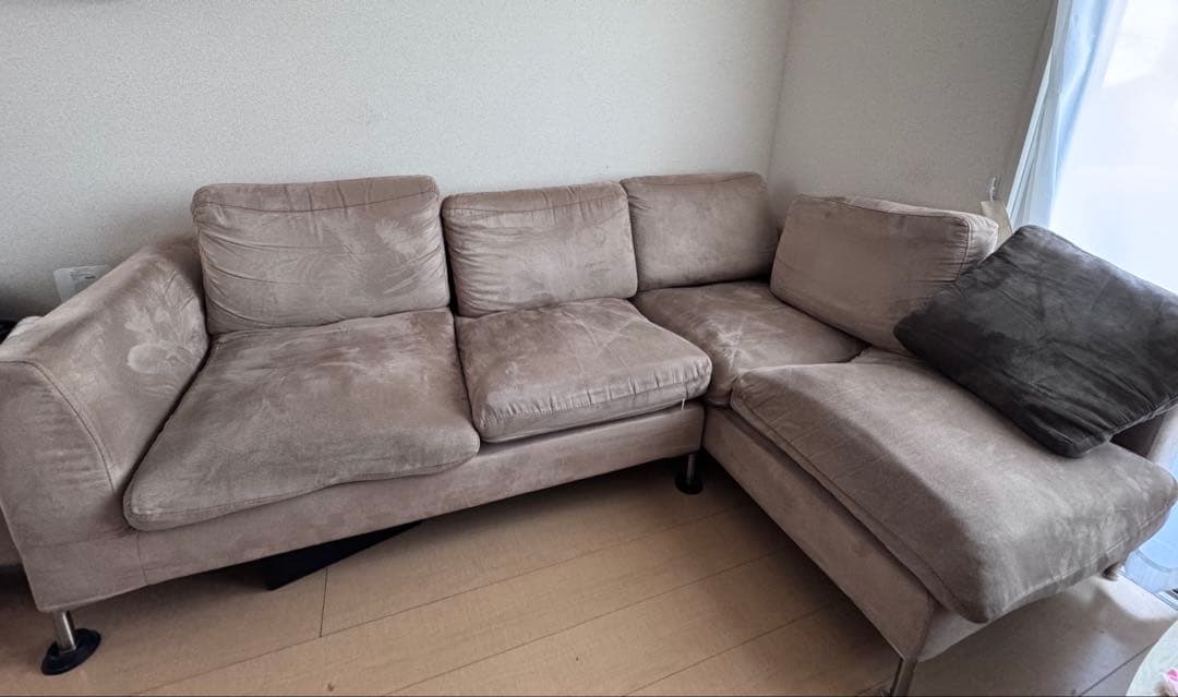 神奈川県泉区ベージュ L字型ソファ クッション1個付き