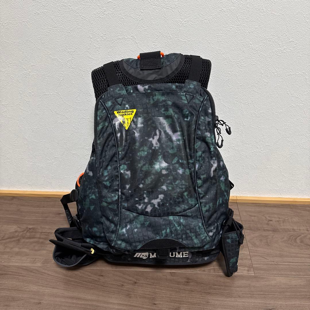 マズメ レッドムーンライフジャケットⅨ カモ 防水ケース付き mazume