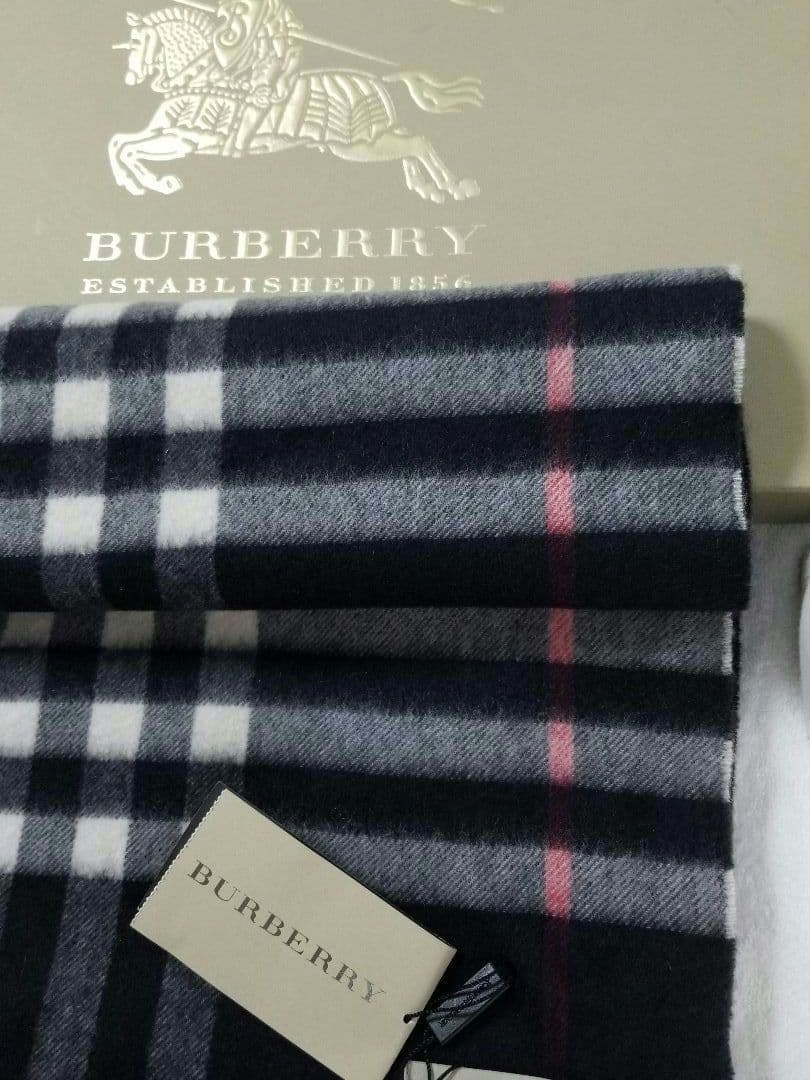 新品未使用タグ付 バーバリーカシミアマフラー ユニセックス クラシック美品